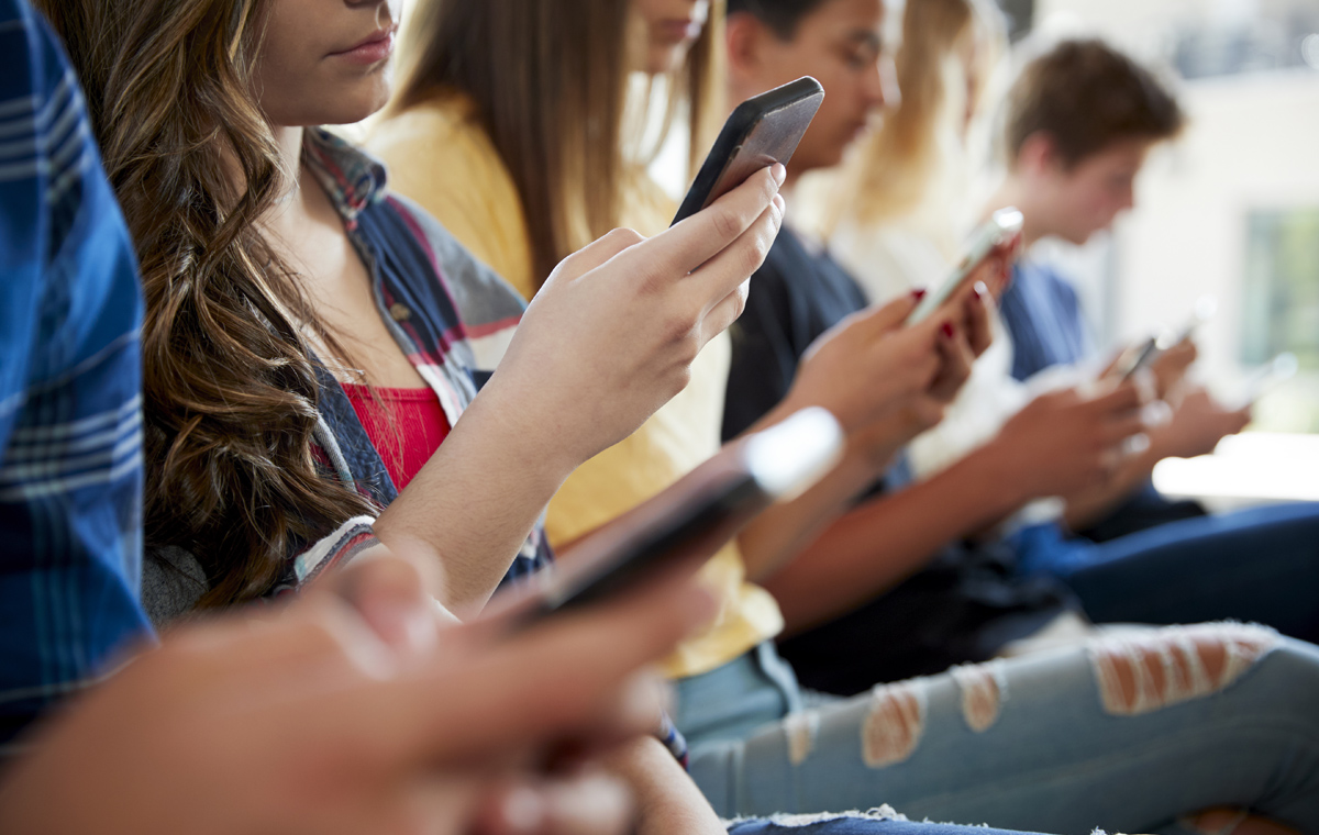How CellockED Phone Pouches Protect Children from EMF Radiation in Schools